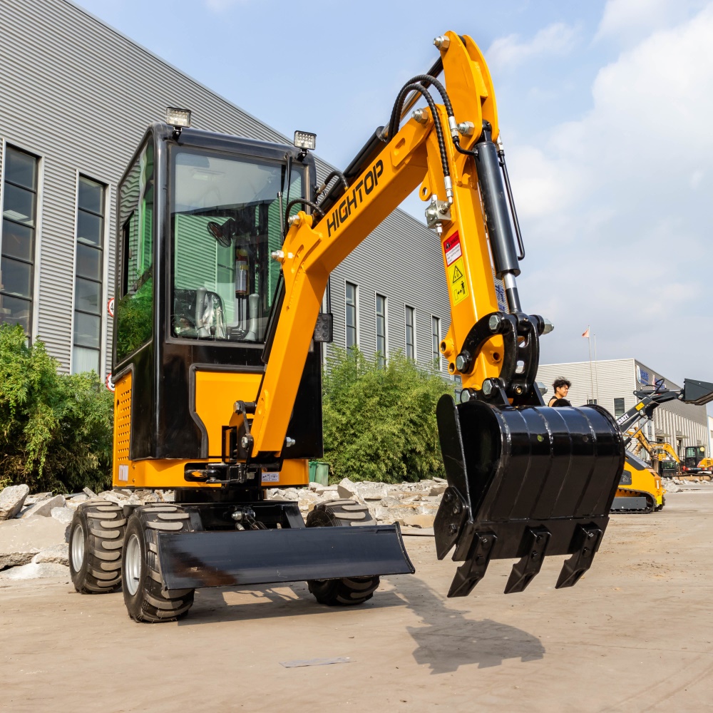 1 Ton HT-10W CE Certified Wheeled Mini Excavator 